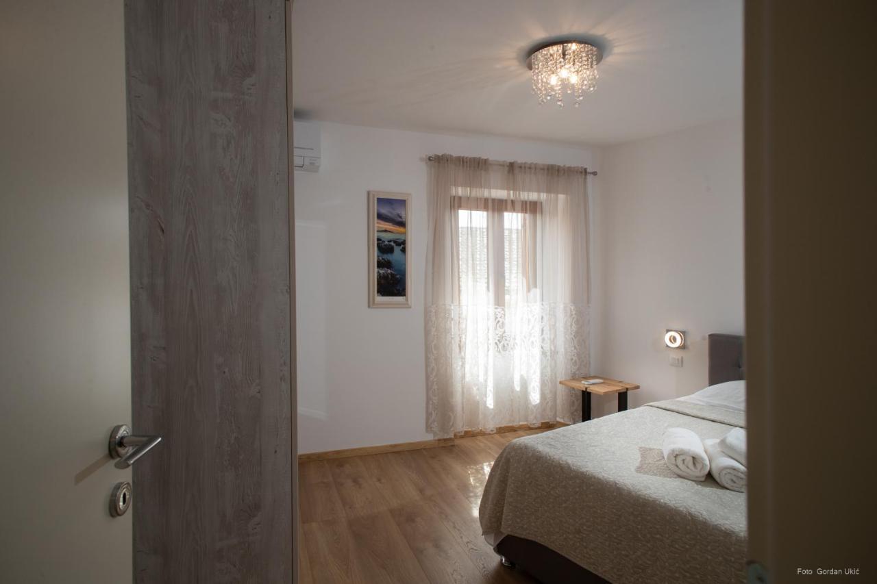Apartments And Rooms Luan Rovinj Exterior foto
