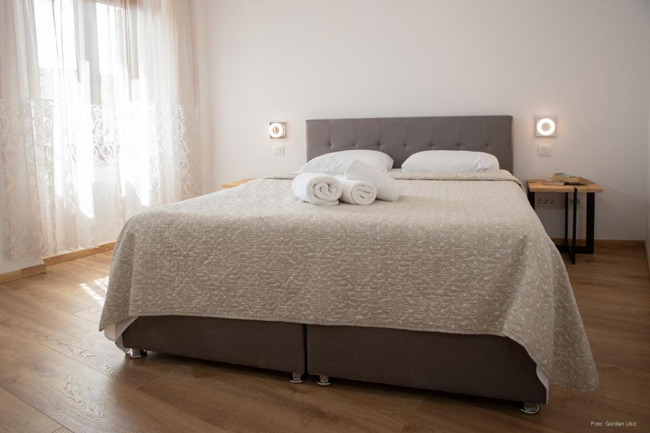 Apartments And Rooms Luan Rovinj Exterior foto